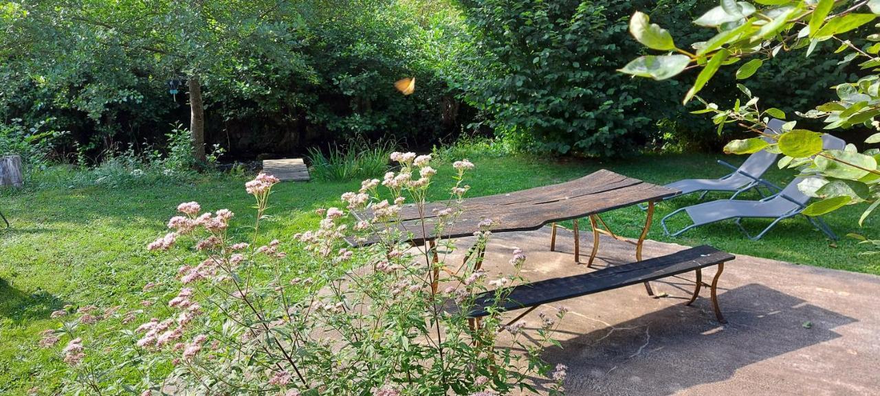 Chambres D'Hotes A L'Etang D'Yonne Arleuf Exterior foto
